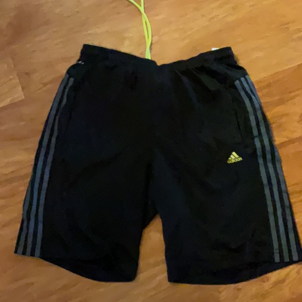 Men’s Adidas Climalite athletic shorts size M.